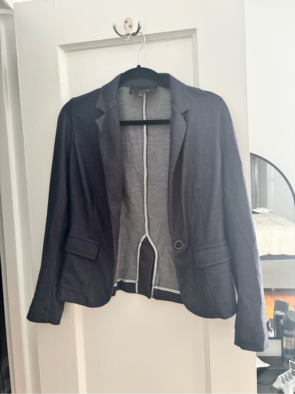 Womens Black Tailored Blazer Jacket size 6P from Banana Republic